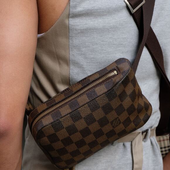 Louis Vuitton Handbags - 💎✨AUTHENTIC✨💎Louis Vuitton Geronimos Waist bag Crossbody